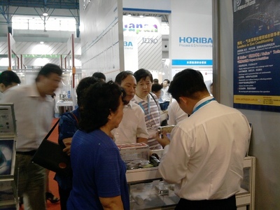 美國博純閃耀2011CIEPEC中國國際環(huán)保展覽會 環(huán)保服裝輔料引領行業(yè)新風尚